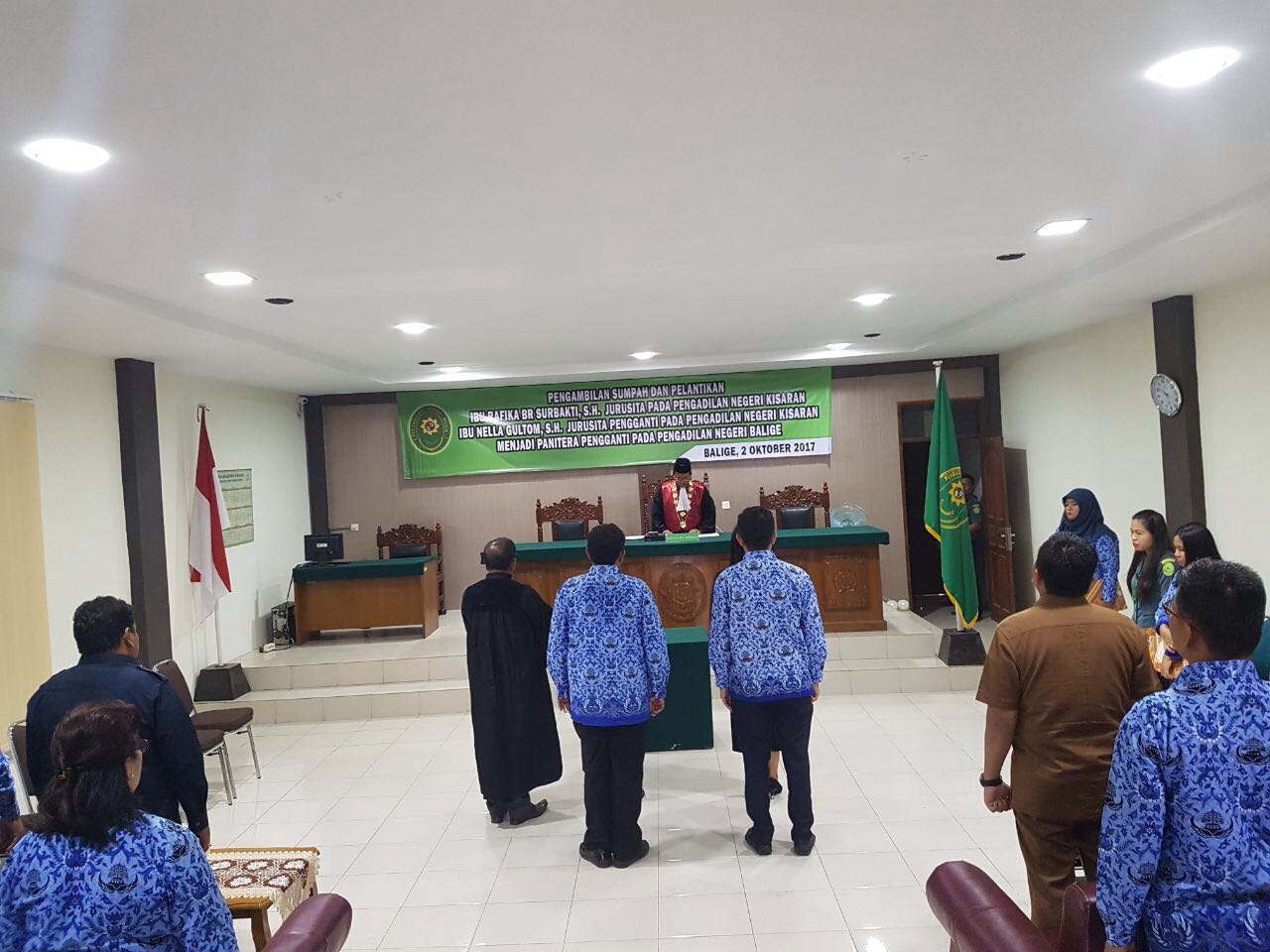 Ketua Pengadilan Negeri Balige mengambil sumpah dan melantik Rafika Br. Surbakti, S.H., dan Nella Gultom, S.H., sebagai Panitera Pengganti Pengadilan Negeri Balige