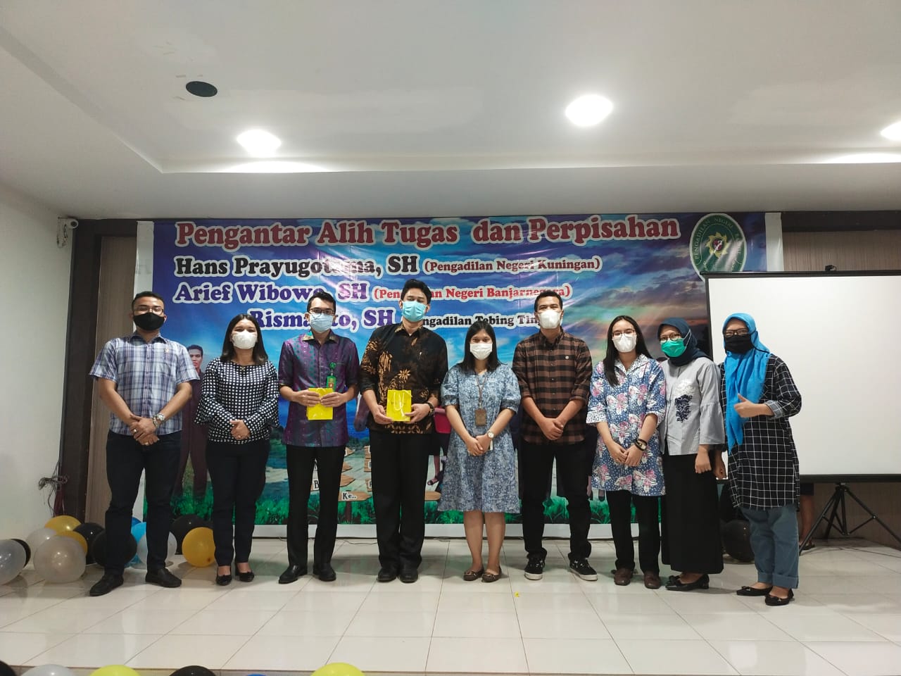 Pengantar Alih Tugas dan Perpisahan Bapak  Hans Prayugotama, S.H.,Bapak Arief Wibowo, S.H.,M.H., Dan Bapak Rismanto, S.H.