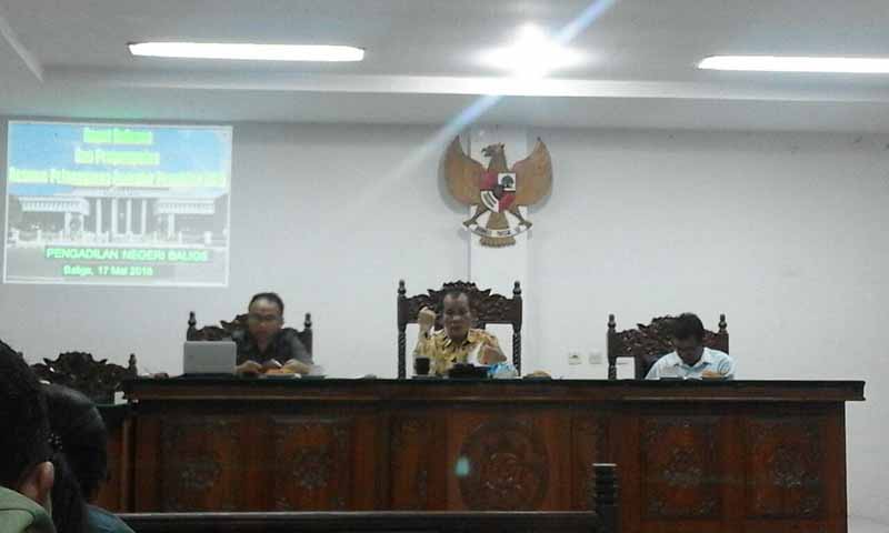 Rapat Bulanan dan Penyampaian Resume Pelanggaran Aparatur Peradilan 2015